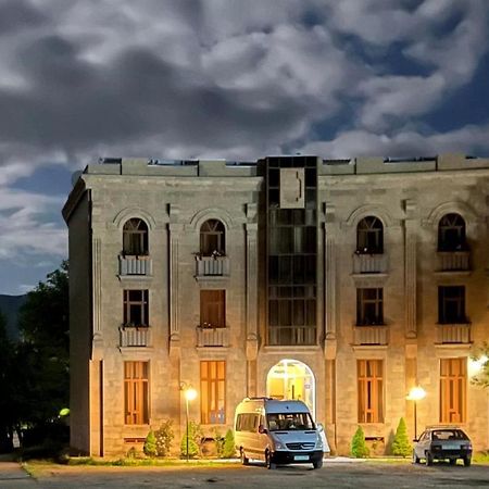 Arpa Hotel Yeghegnadzor Exterior foto