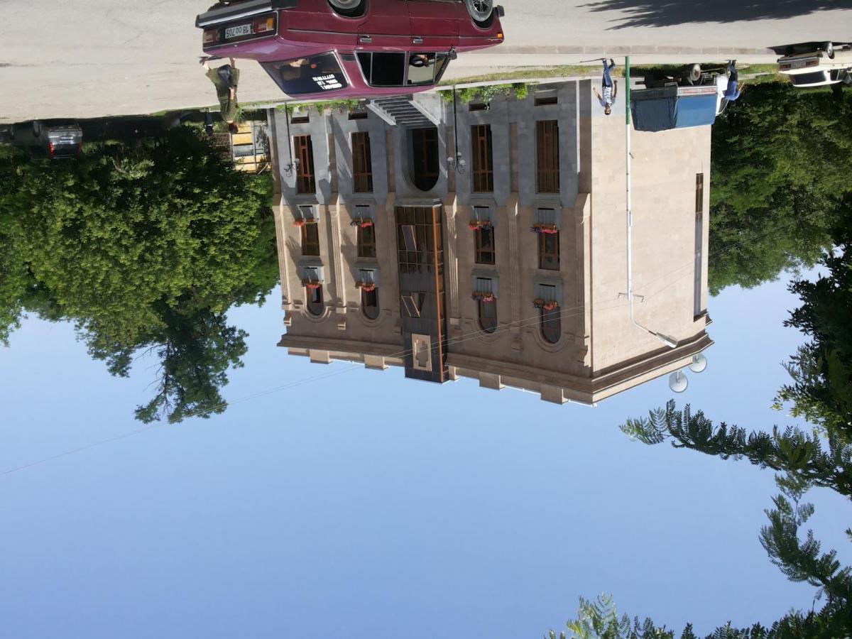 Arpa Hotel Yeghegnadzor Exterior foto