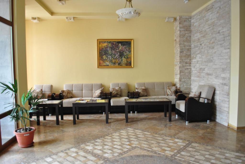Arpa Hotel Yeghegnadzor Exterior foto